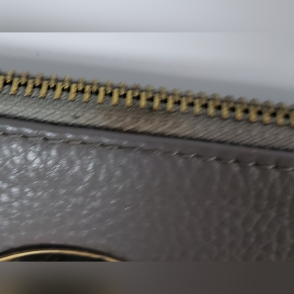 Tory Burch Bifold Clutch Gray Pebbled Leather - Picture 10 of 13